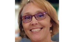 Deanna R.