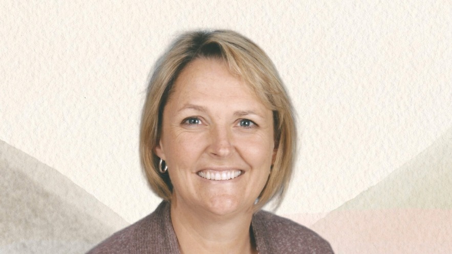 Suzie J.