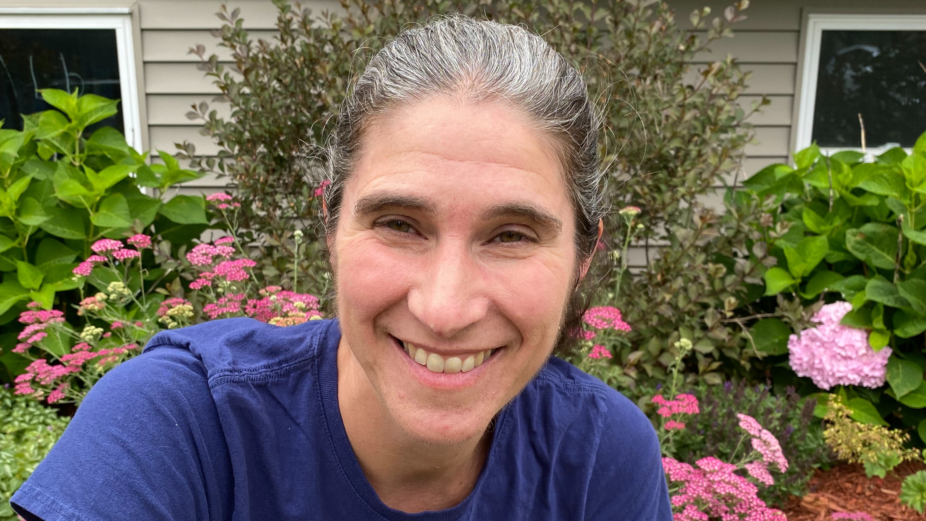 Mindy R.